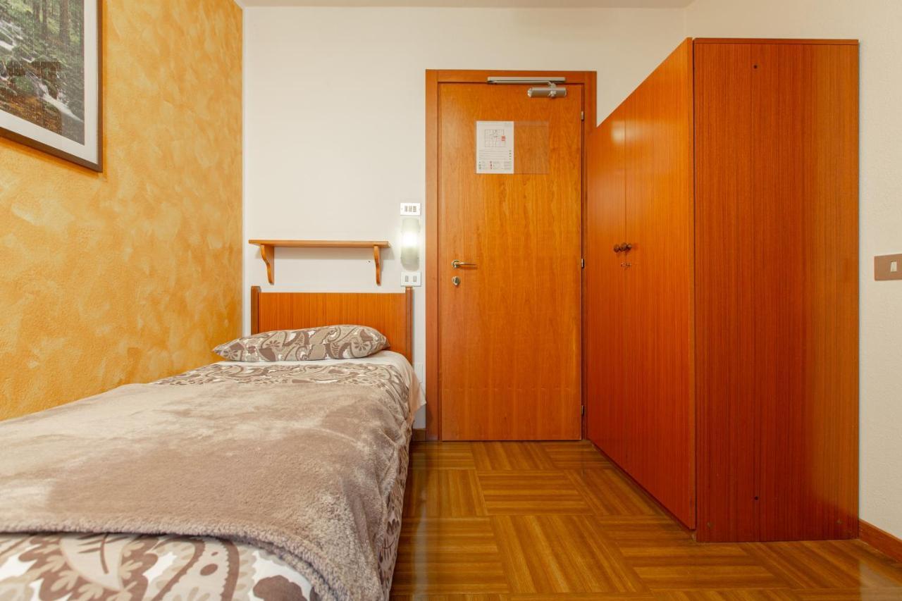 Hotel Biancospino Lanzada Екстериор снимка