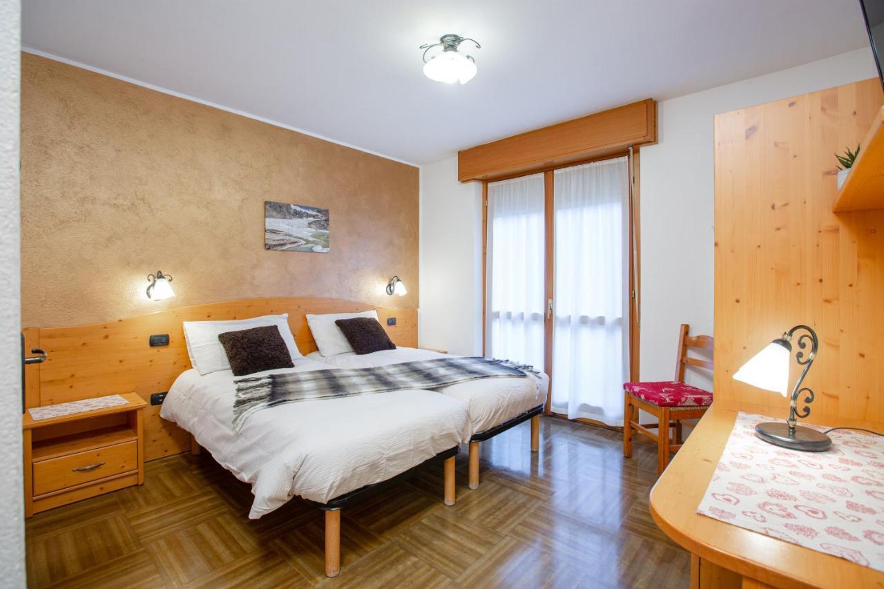 Hotel Biancospino Lanzada Екстериор снимка