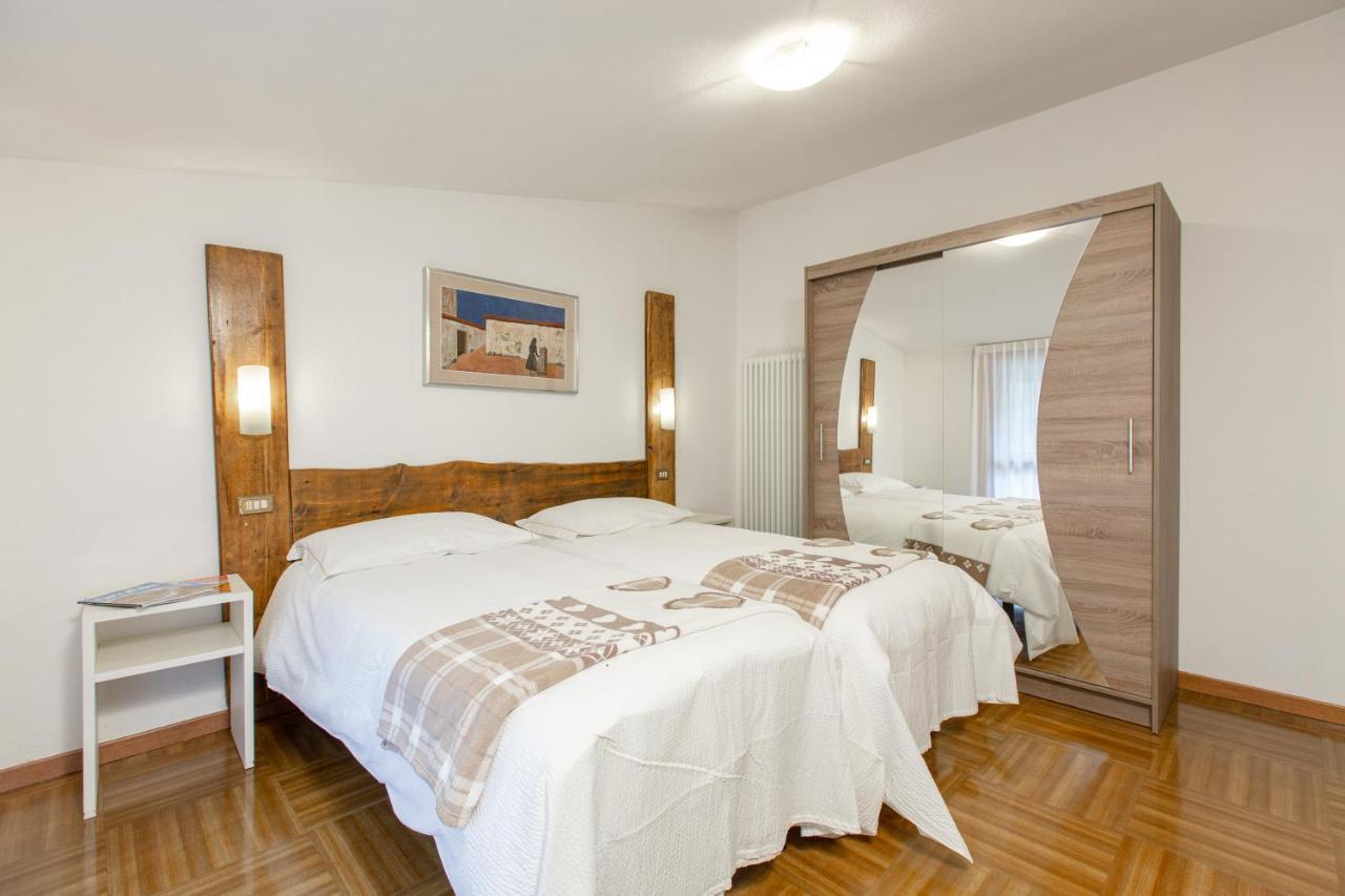 Hotel Biancospino Lanzada Екстериор снимка