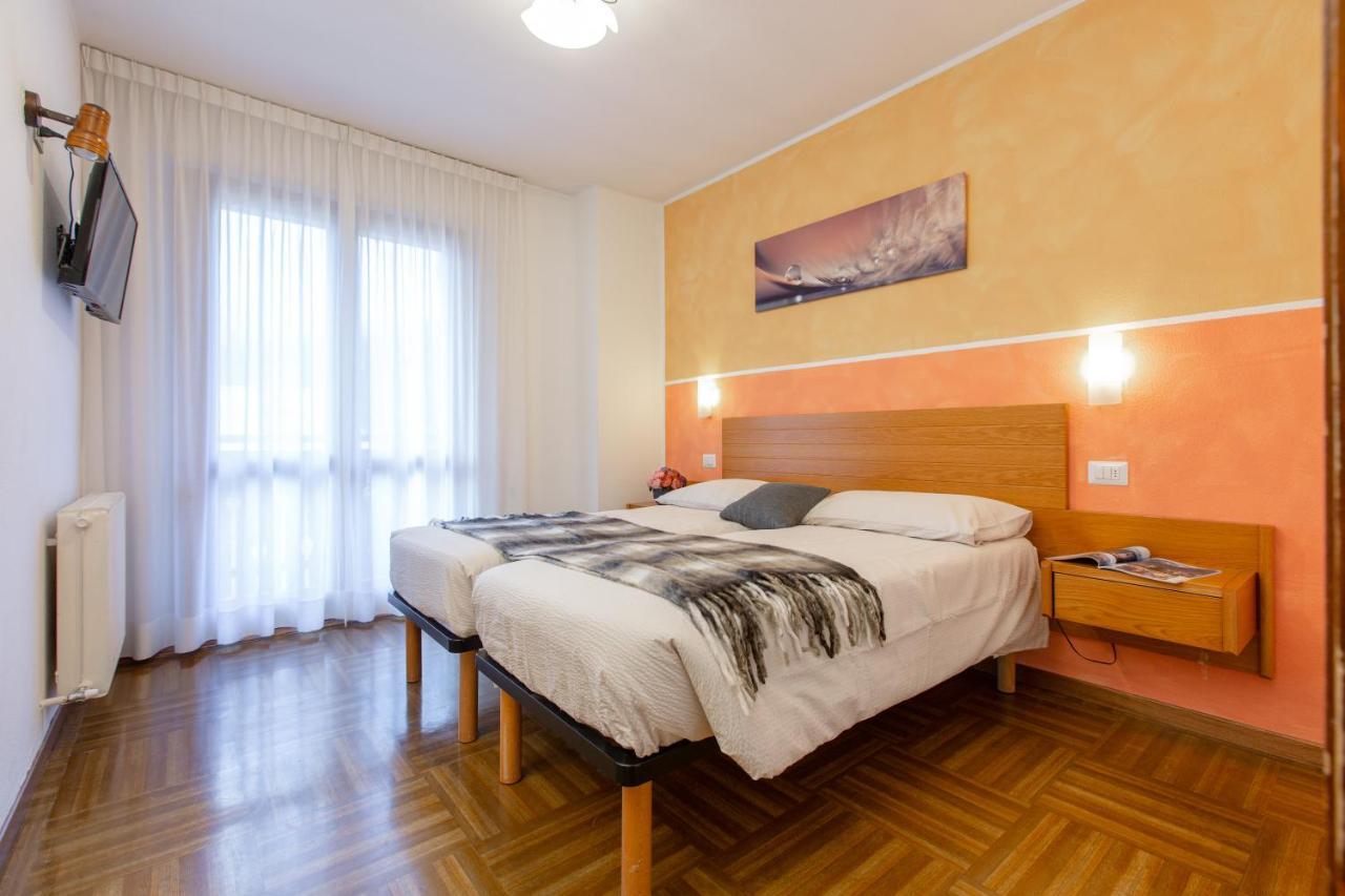 Hotel Biancospino Lanzada Екстериор снимка