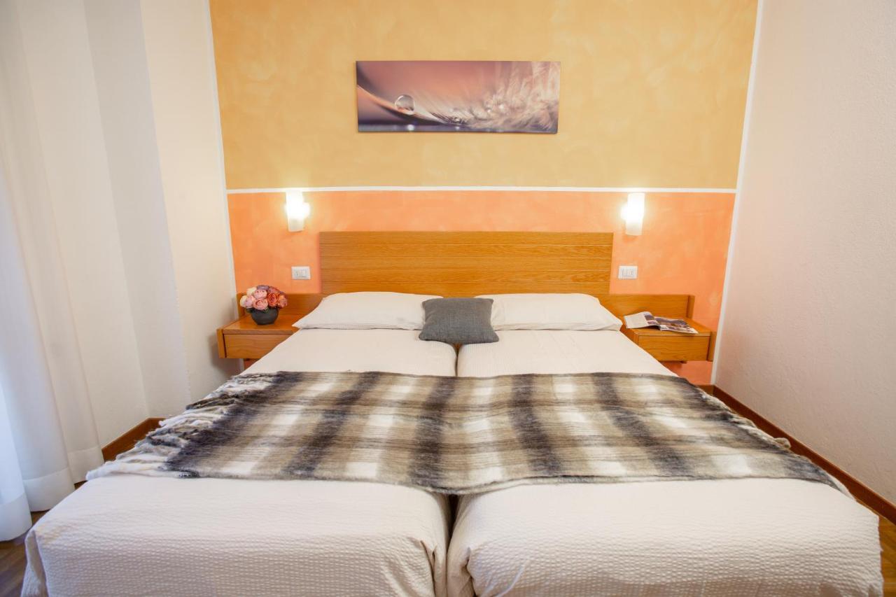 Hotel Biancospino Lanzada Екстериор снимка