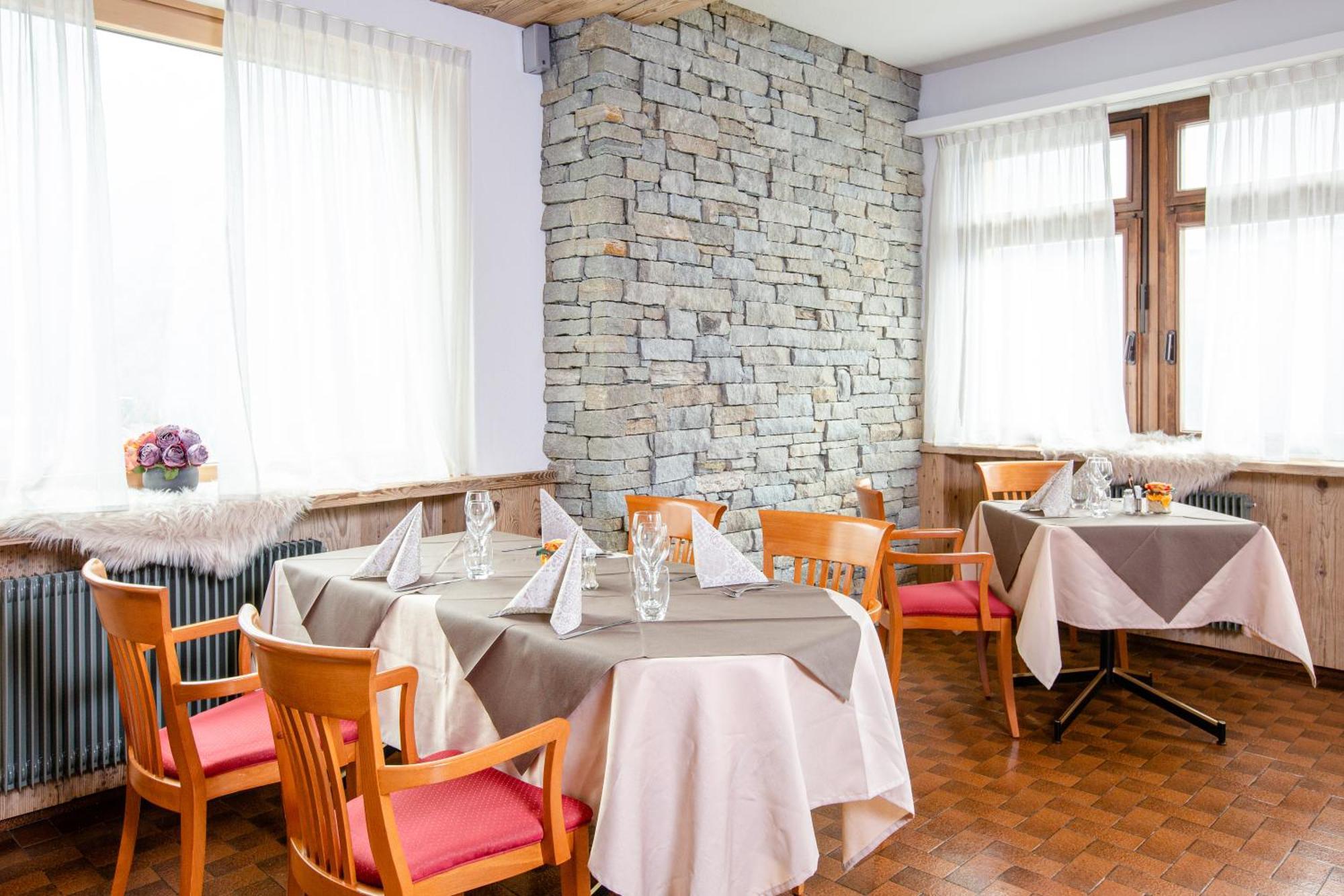 Hotel Biancospino Lanzada Екстериор снимка